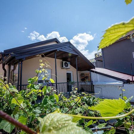Self Check-In Apartment With Jacuzzi Mostar Exteriér fotografie