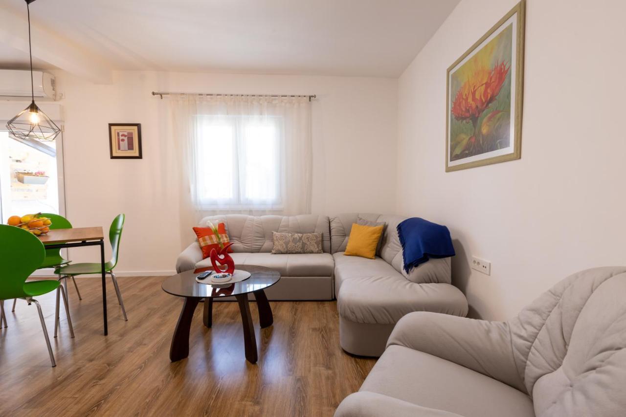 Self Check-In Apartment With Jacuzzi Mostar Exteriér fotografie